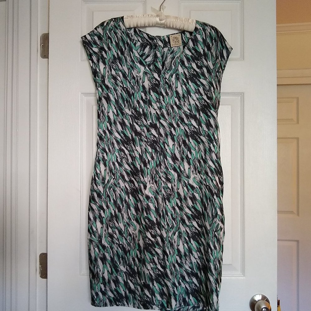 Attic and Barn Cap Sleeve Dress